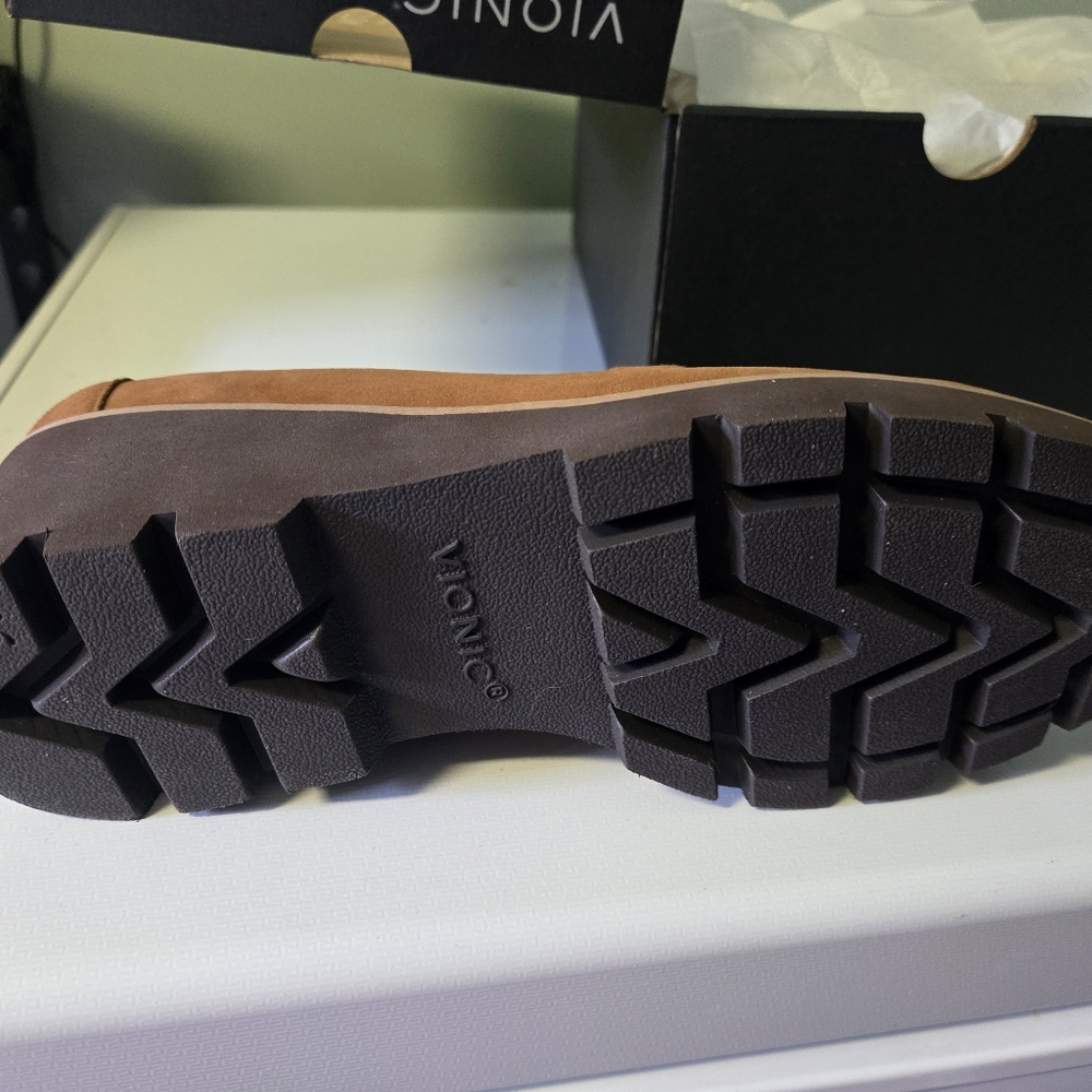 Vionic Brown Rugged Outdoor Boots